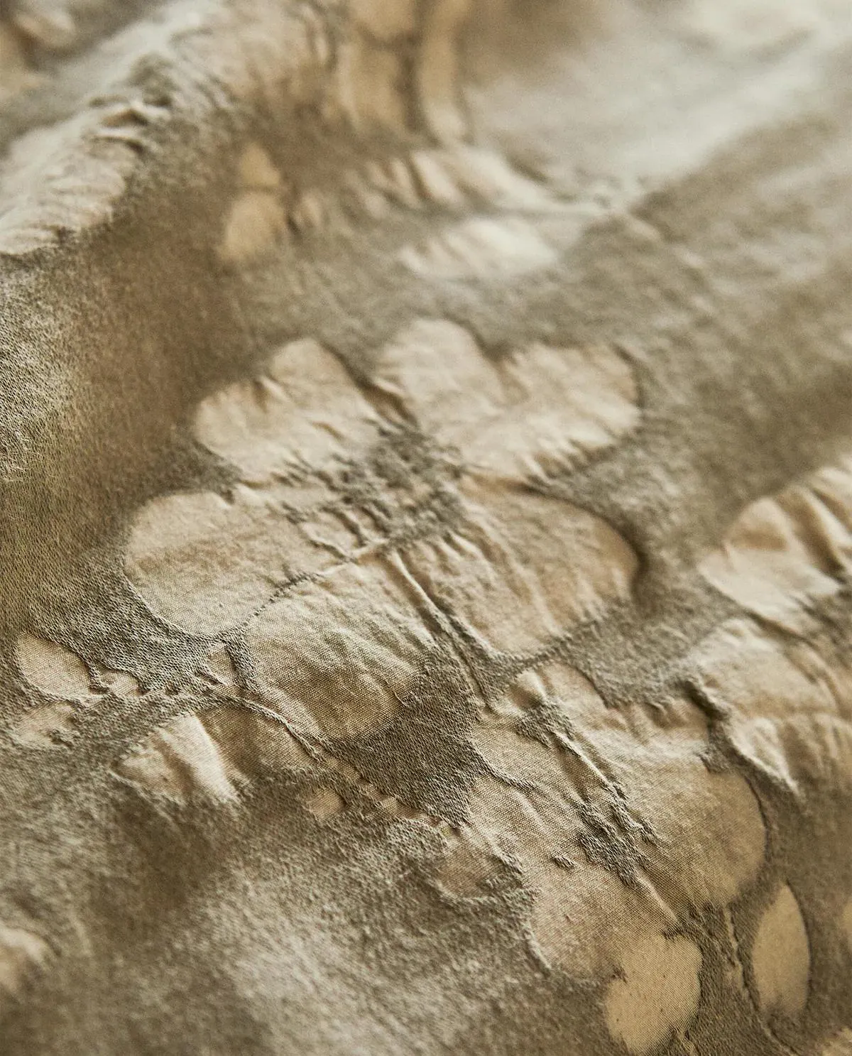 COPRIPIUMINO CON JACQUARD A FIORI