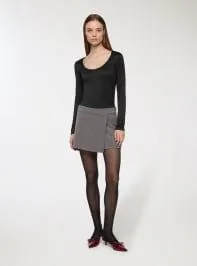 T-shirt elasticizzata scollo tondo Nero