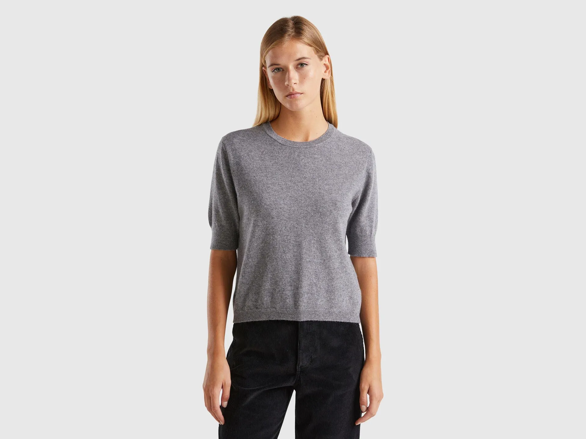 Maglia manica corta grigio scuro in pura lana Merino