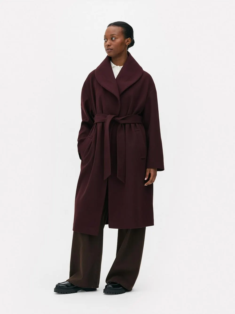 Cappotto a scialle con cintura