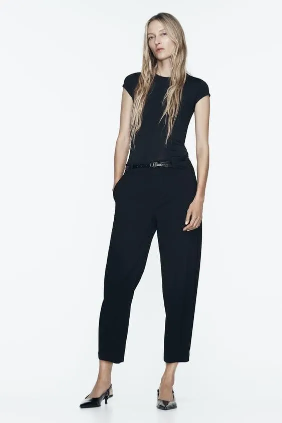 PANTALONI BARREL CON ORLO CON PINCES