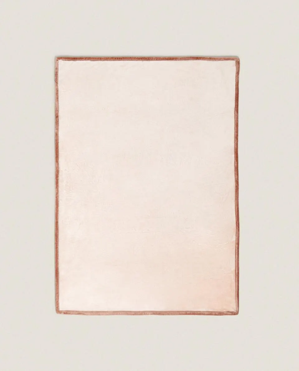 MANTA INFANTIL FLEECE LISA