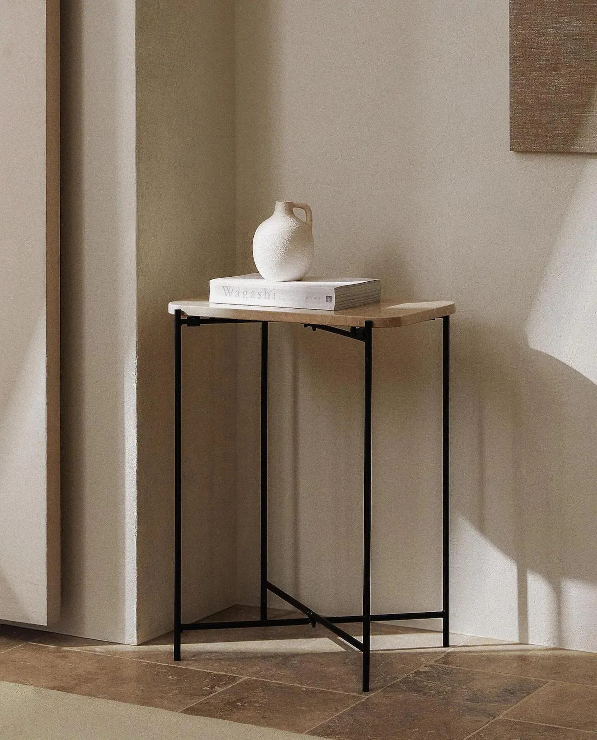 TAVOLINO AUSILIARE IN MARMO