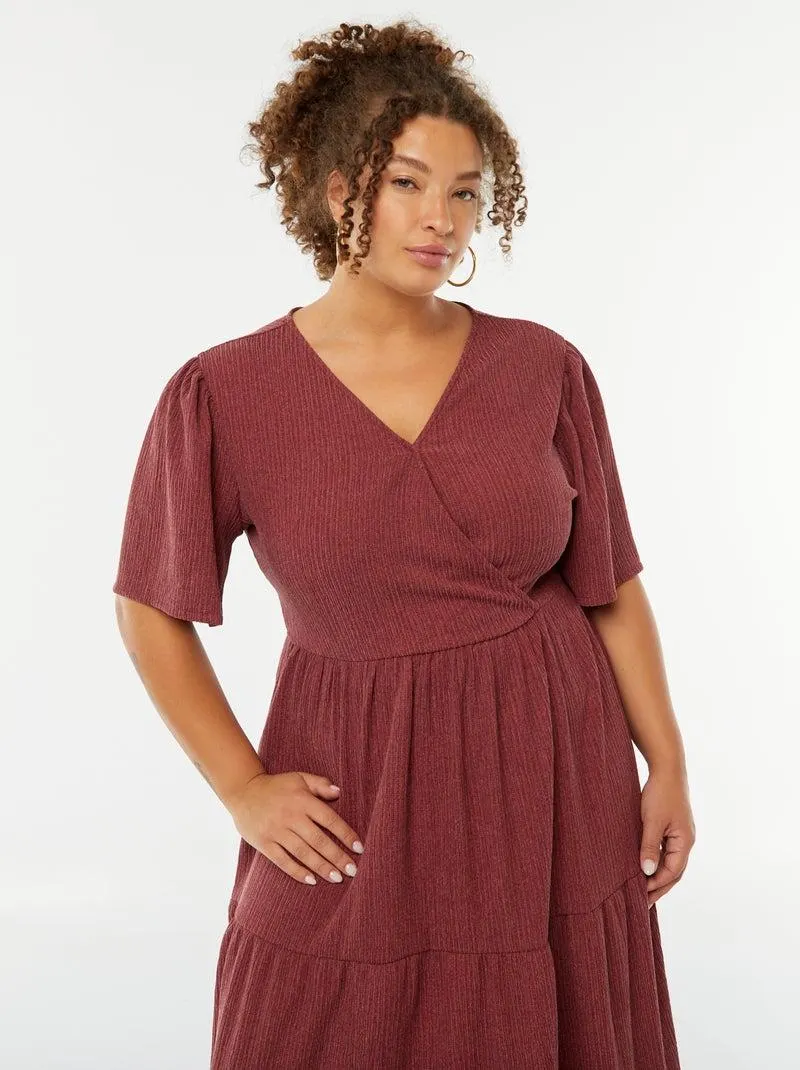 Vestito lungo goffrato a maniche corte con scollo incrociato - Rosso