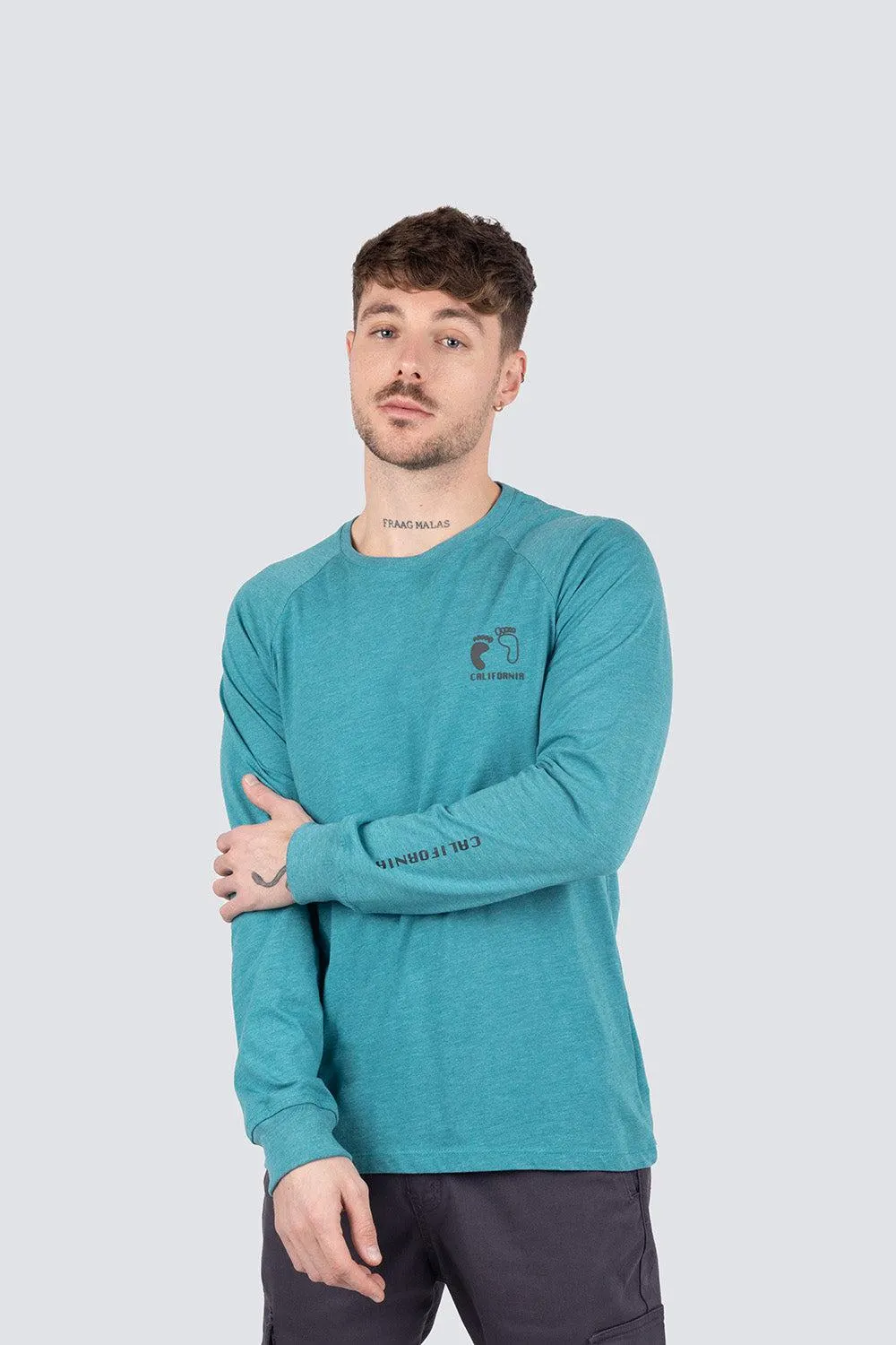 Playera manga larga con mini estampado