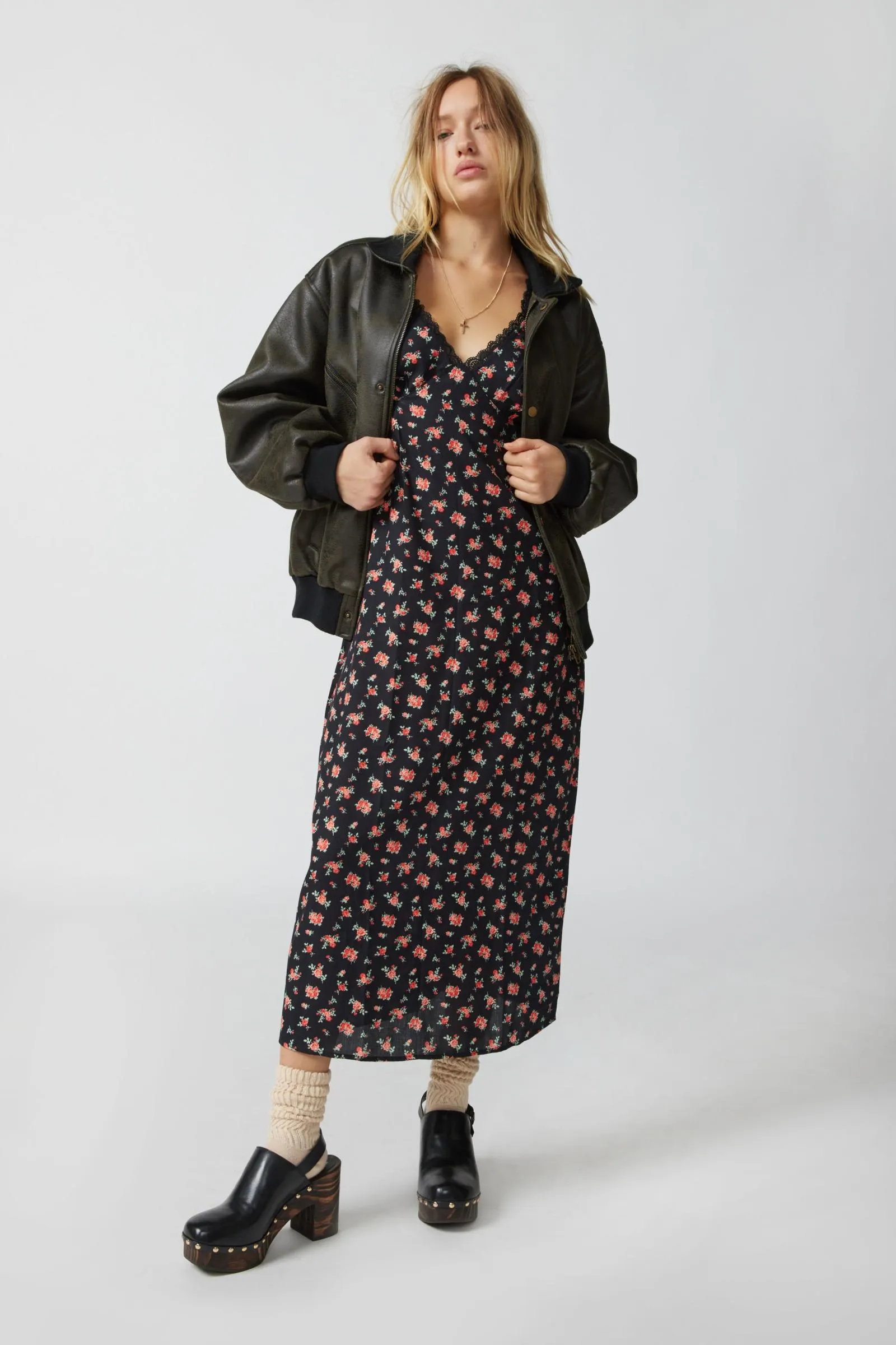 Motel Bahata Floral Midi Dress