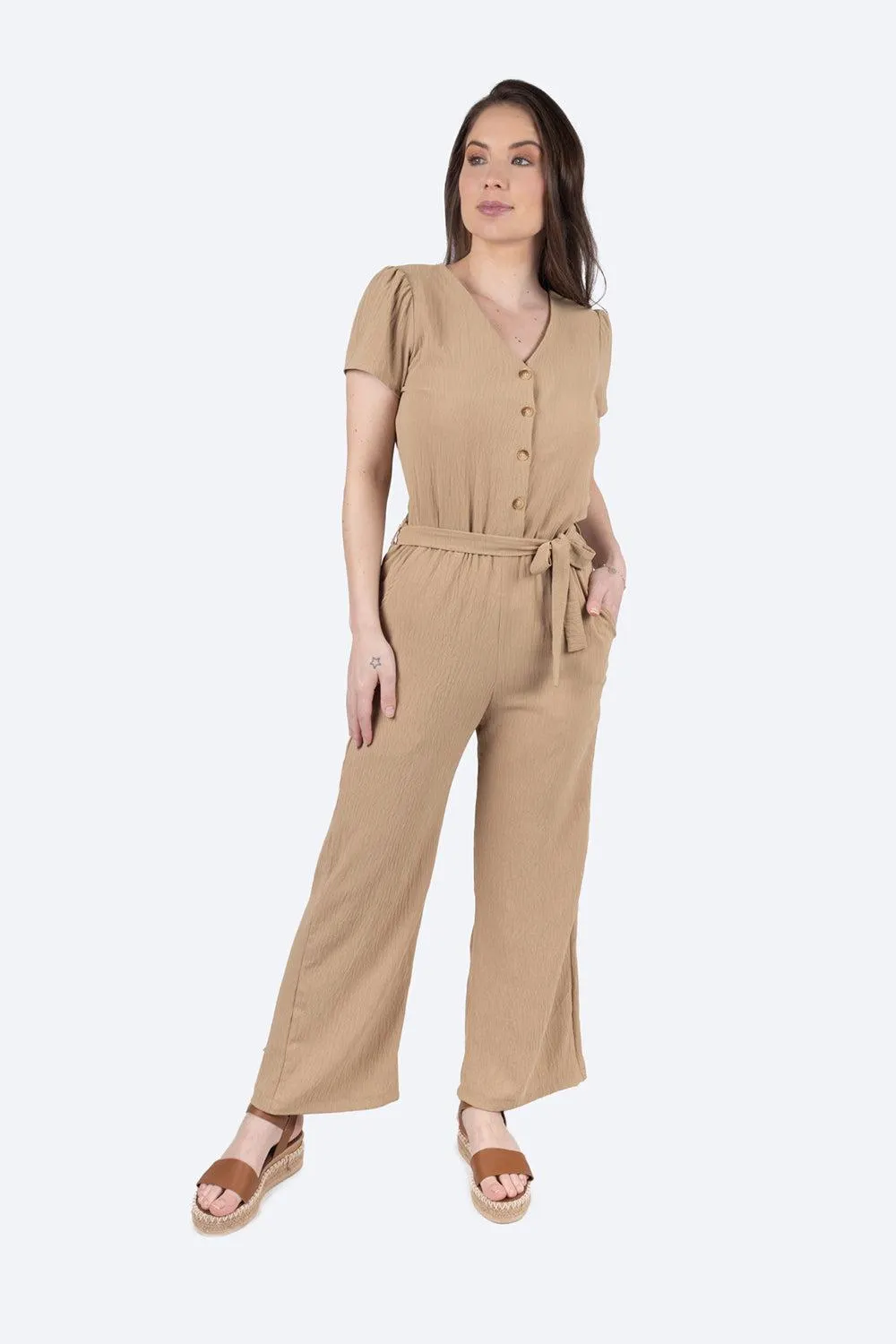Jumpsuit café con cordón ajustable