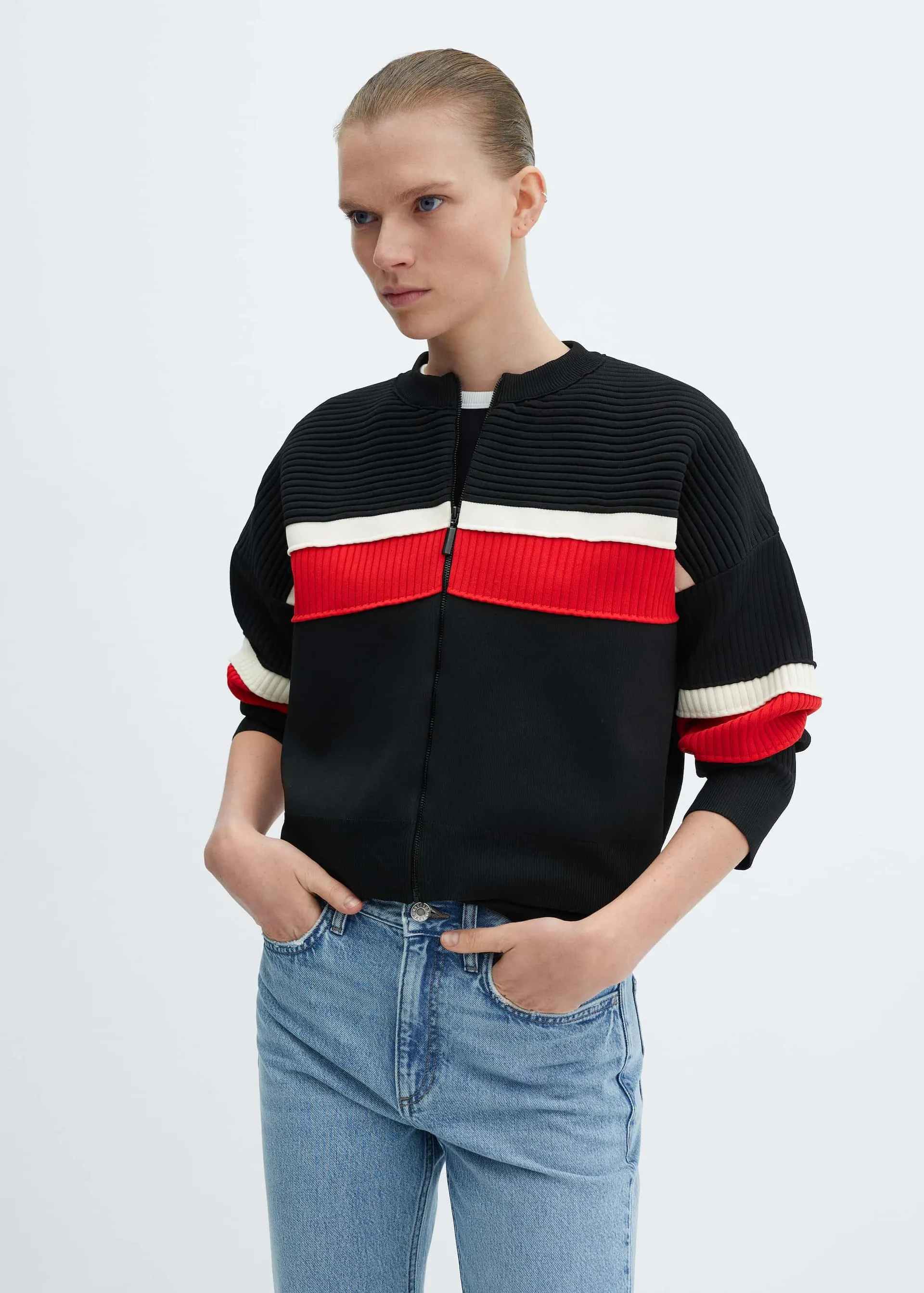 Cárdigan canalé cremallera