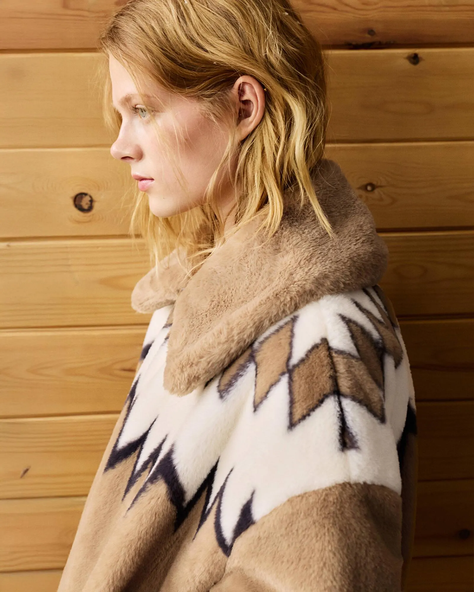 Catálogo de Catálogo Pull & Bear 9 de noviembre al 15 de noviembre 2025 - Pagina 2