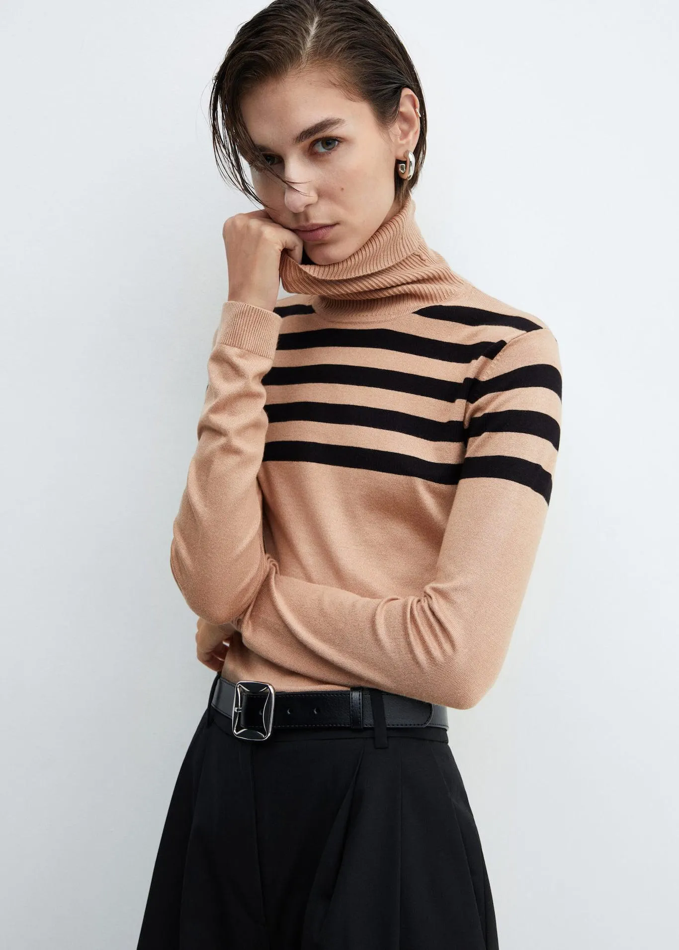 Jersey punto fino cuello vuelto