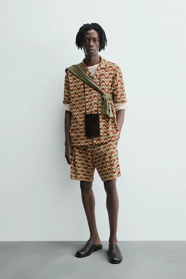 GEOMETRIC JACQUARD SHIRT