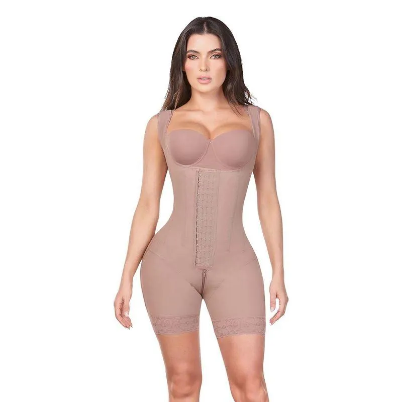 Faja Short Para Dama Ann Chery Reloj De Arena 4 Broches Cocoa 5165XL