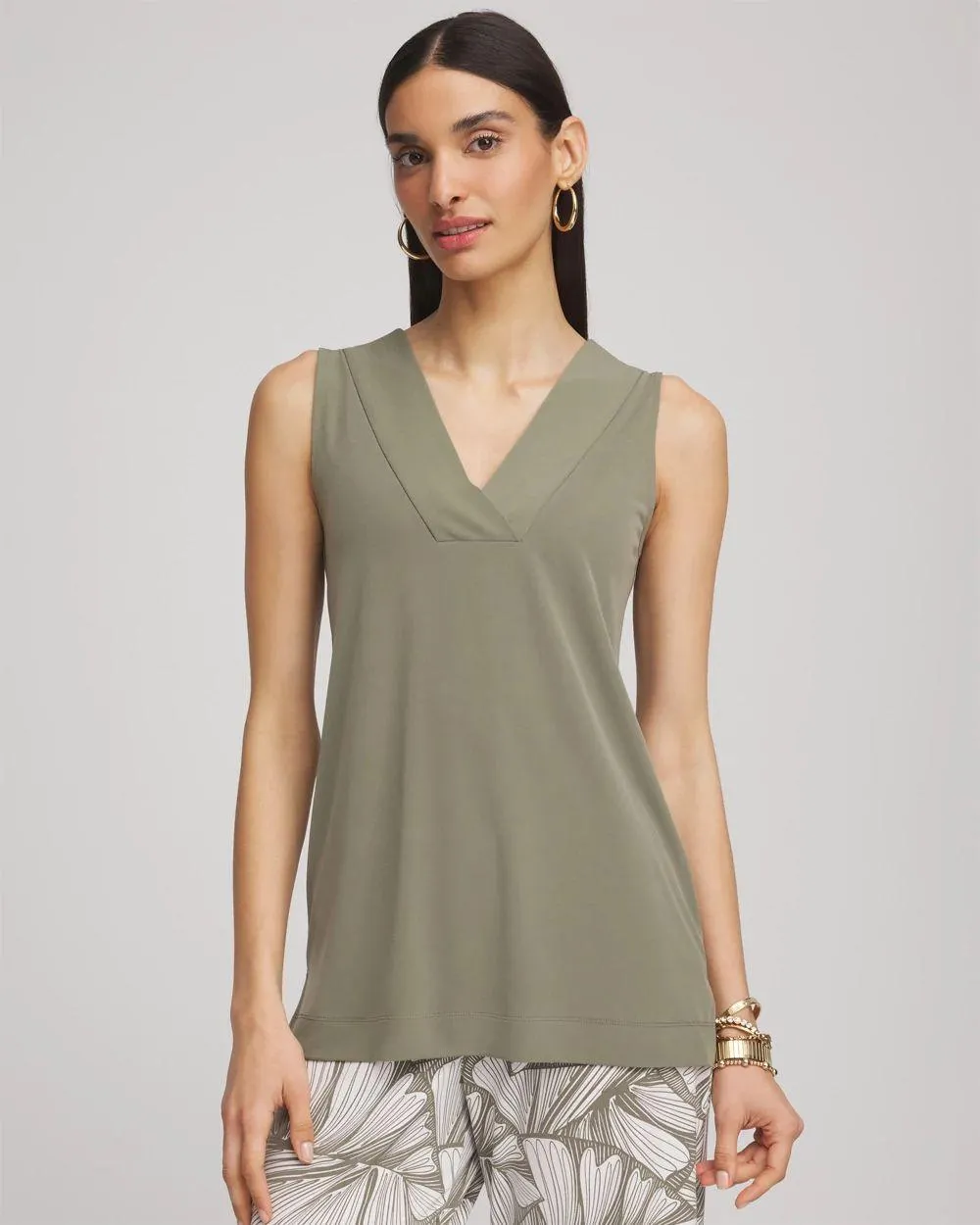 Travelers ™ Knit V-Neck Tank