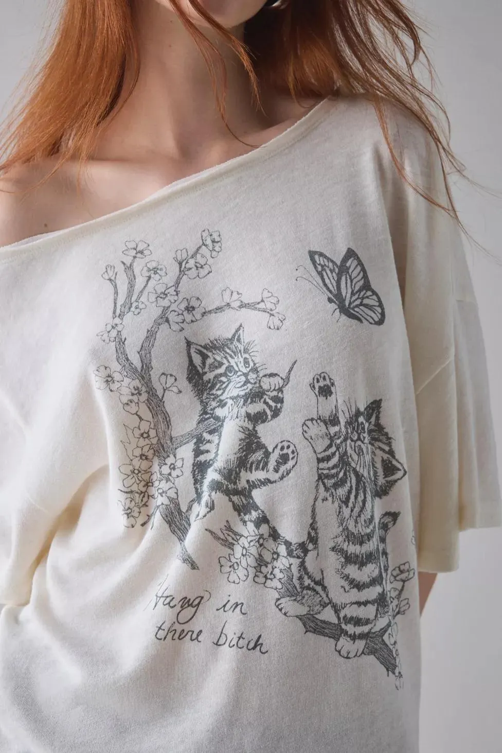 Kimchi Blue Courtney Cat Graphic Off-The-Shoulder Oversized Tee