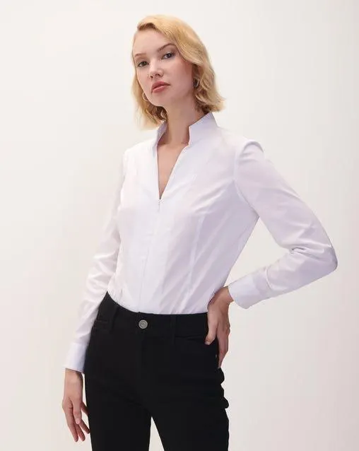 Blusa Blanca Con Cierre Entallada Escote V