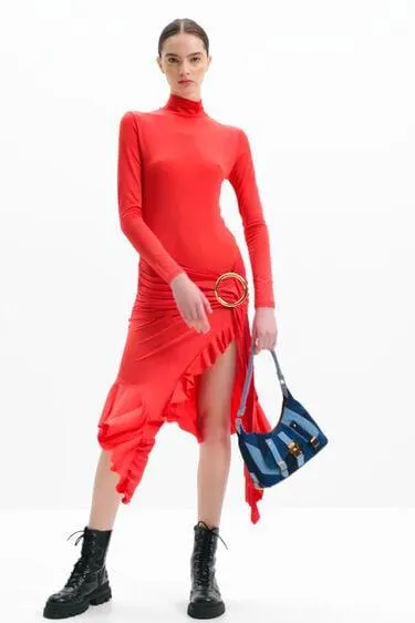 Vestido volantes abertura María Escoté