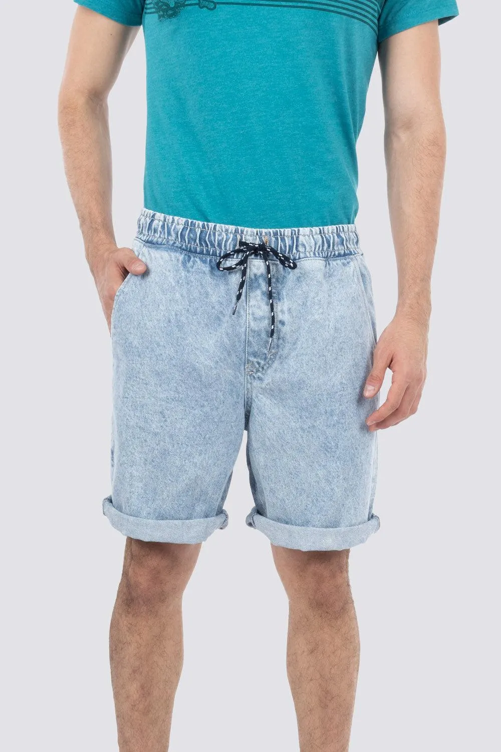 Short azul claro con resorte