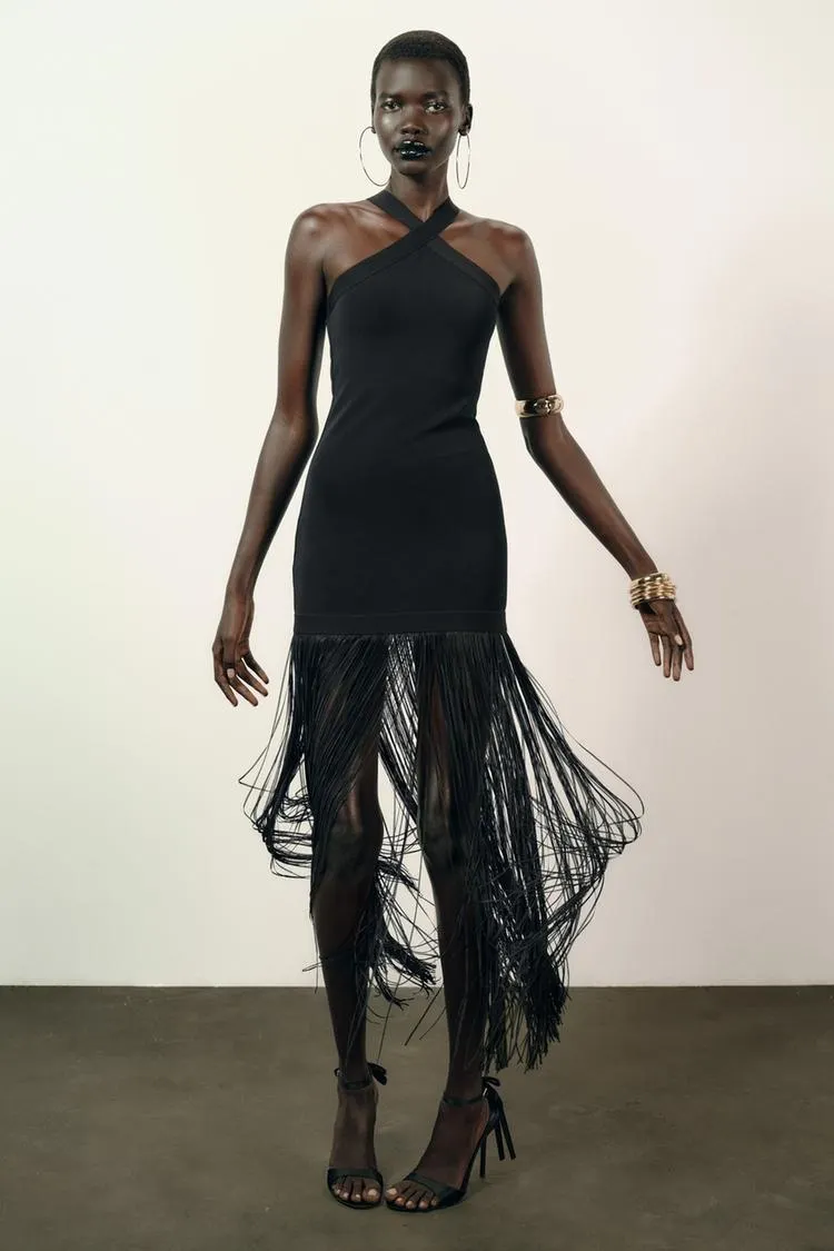 VESTIDO LARGO STRETCH CON FLECOS