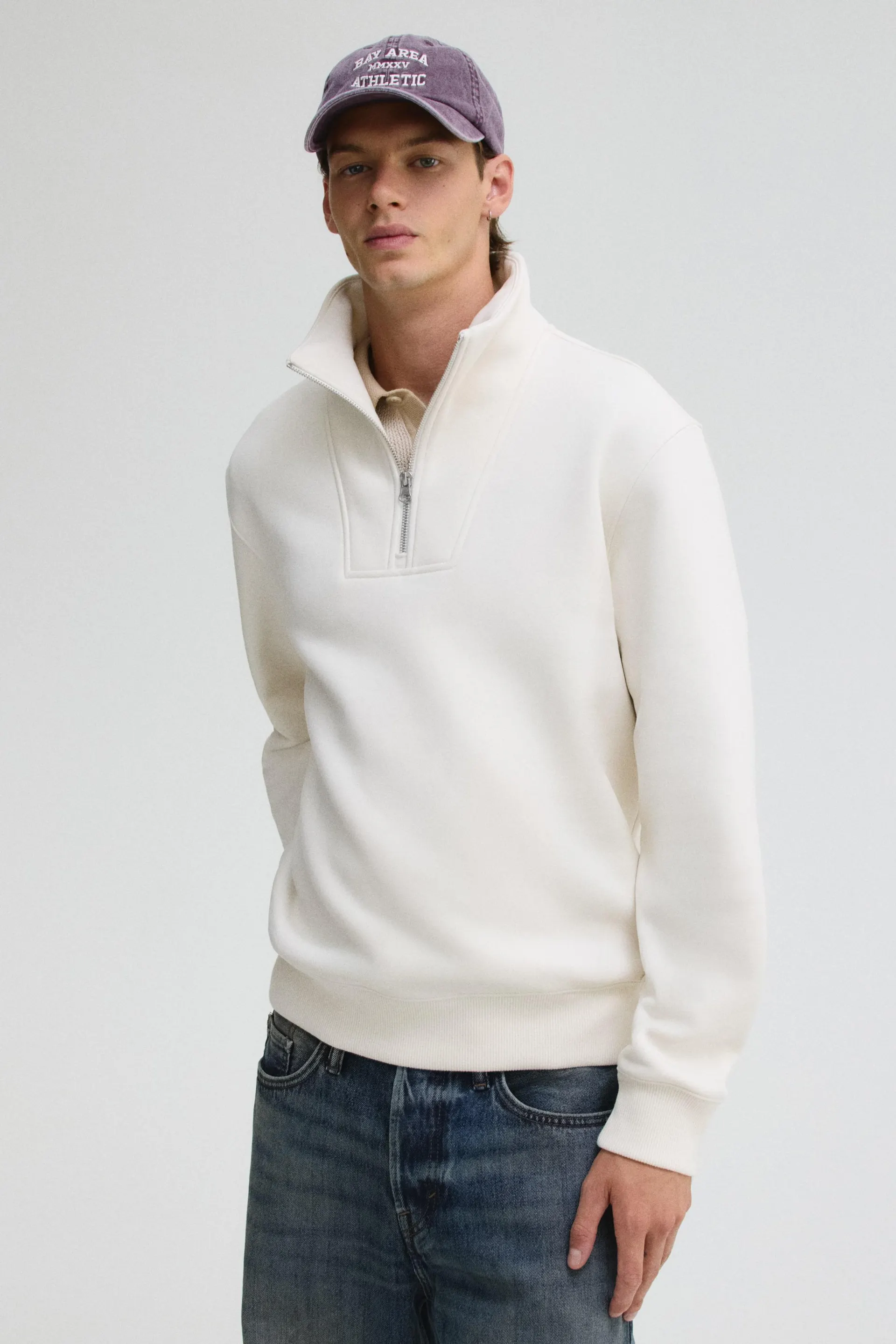 Sudadera Regular Fit con zíper superior