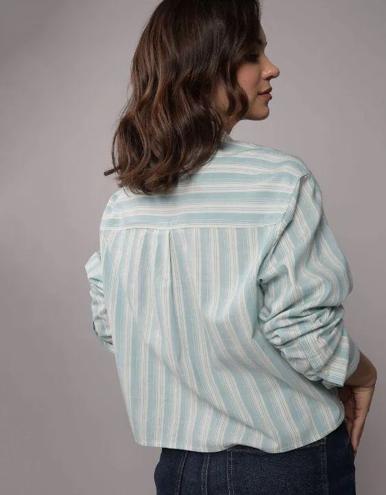 AE Camisa cropped con botones