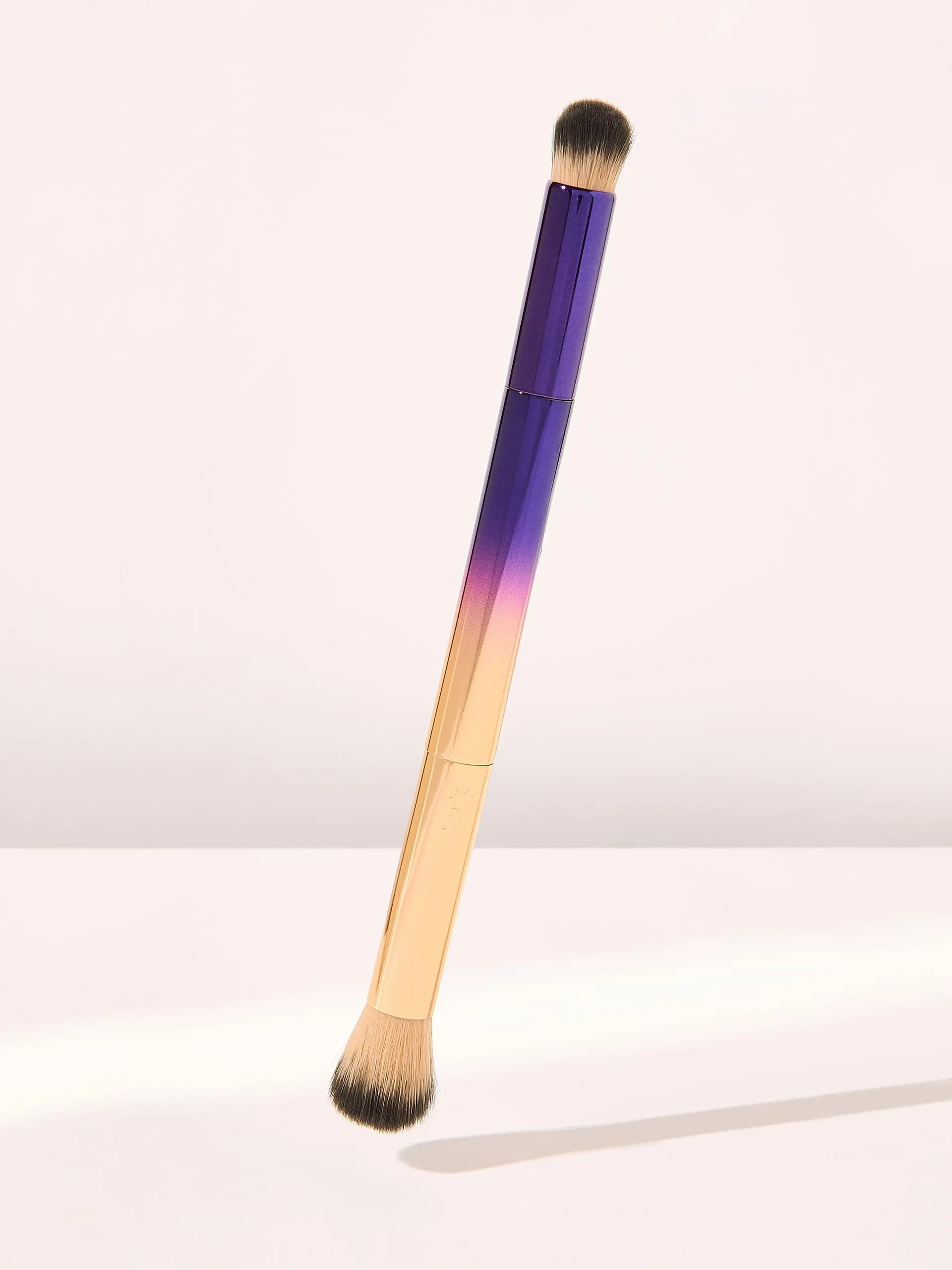 creaseless airbrusher concealer brush