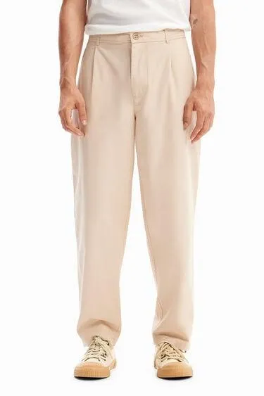 Pantalón chino tapered