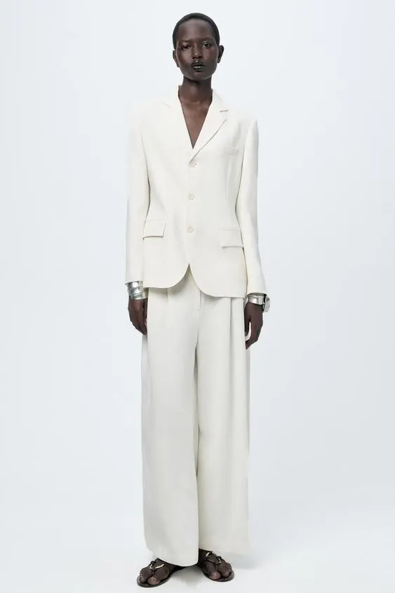 BLAZER ENTALLADA MEZCLA LINO ZW COLLECTION