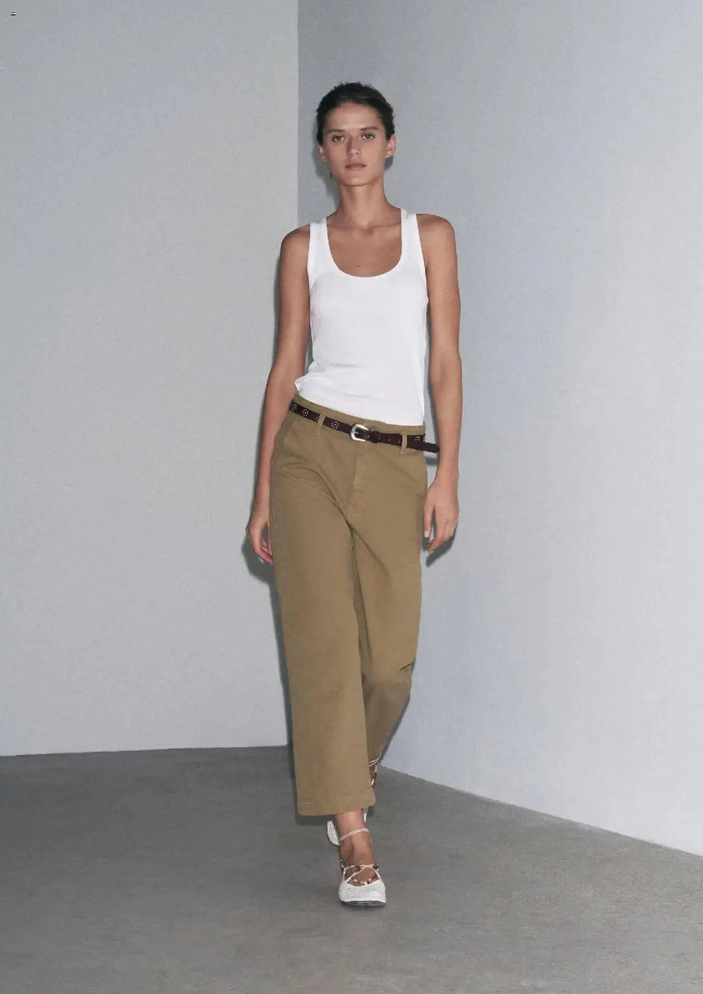 Catálogo de Catálogo ZARA 1 de abril al 30 de abril 2025 - Pagina 12