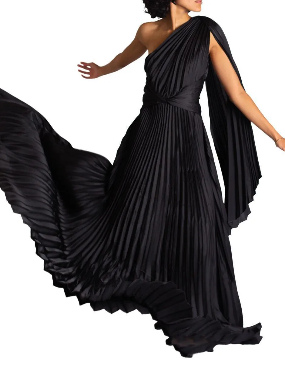 Vestido largo formal Cindel escote regular