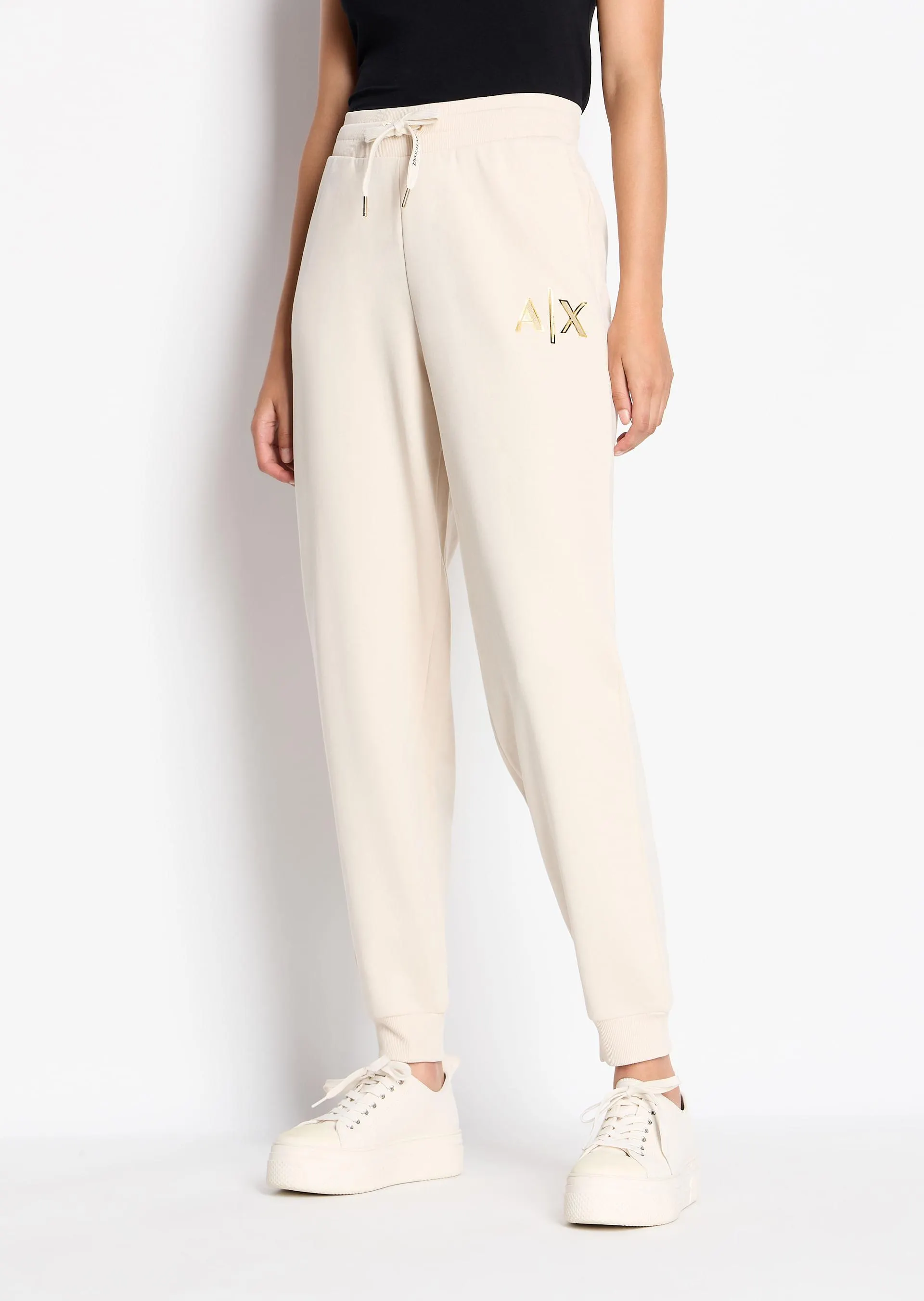 Pantalones deportivos jogger de Armani Sustainability Values