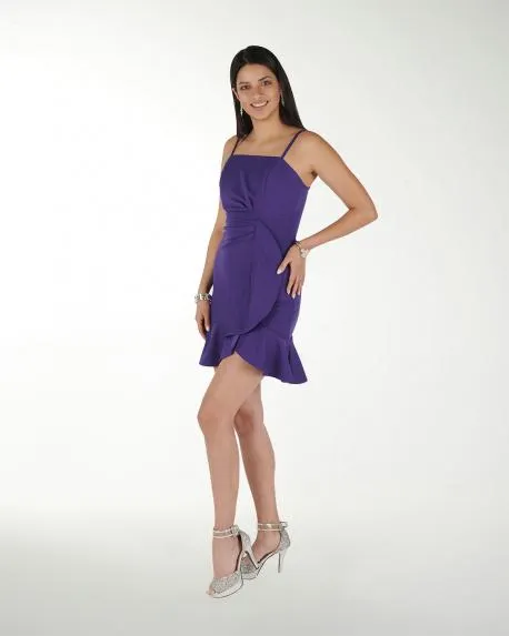 VESTIDO CC LISO CON OLAN EN LA FALDA