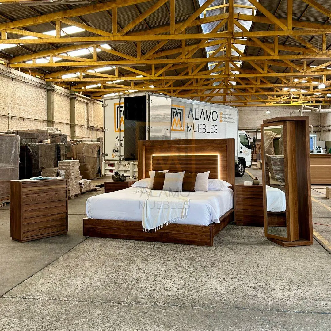 Recamara Aura 5 Pzas Cab. con Luz