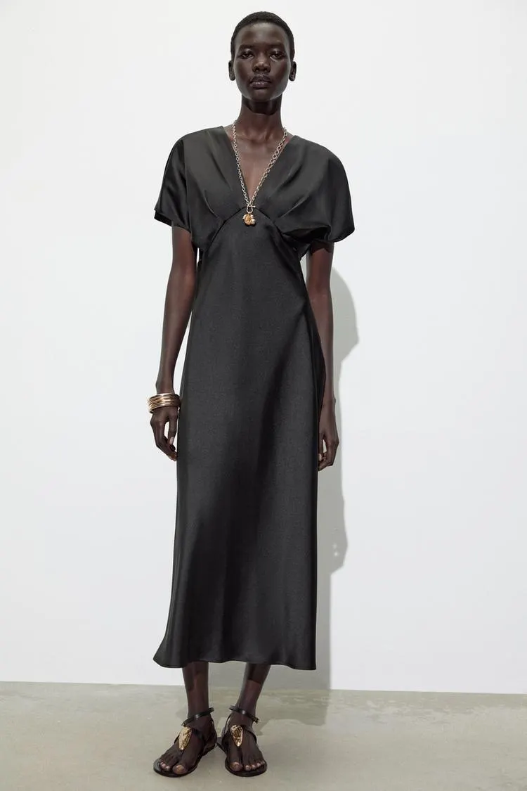 VESTIDO MIDI SATINADO