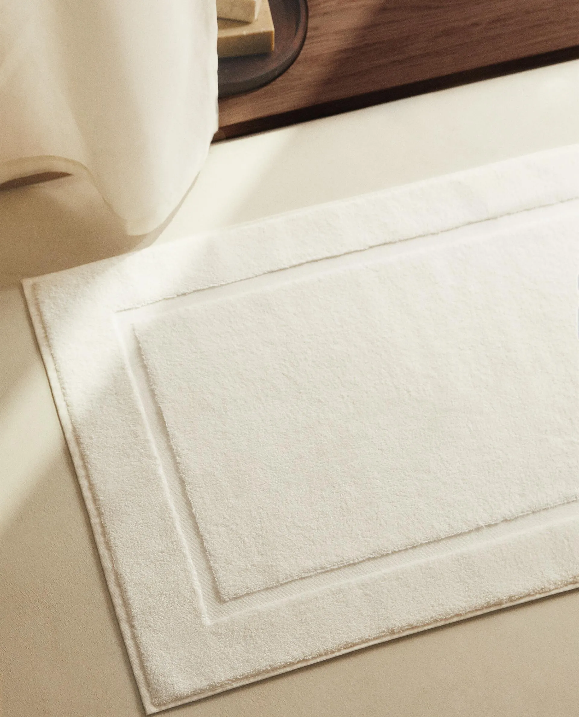 TAPETE BAÑO RIZO SUAVE ANTIDESLIZANTE