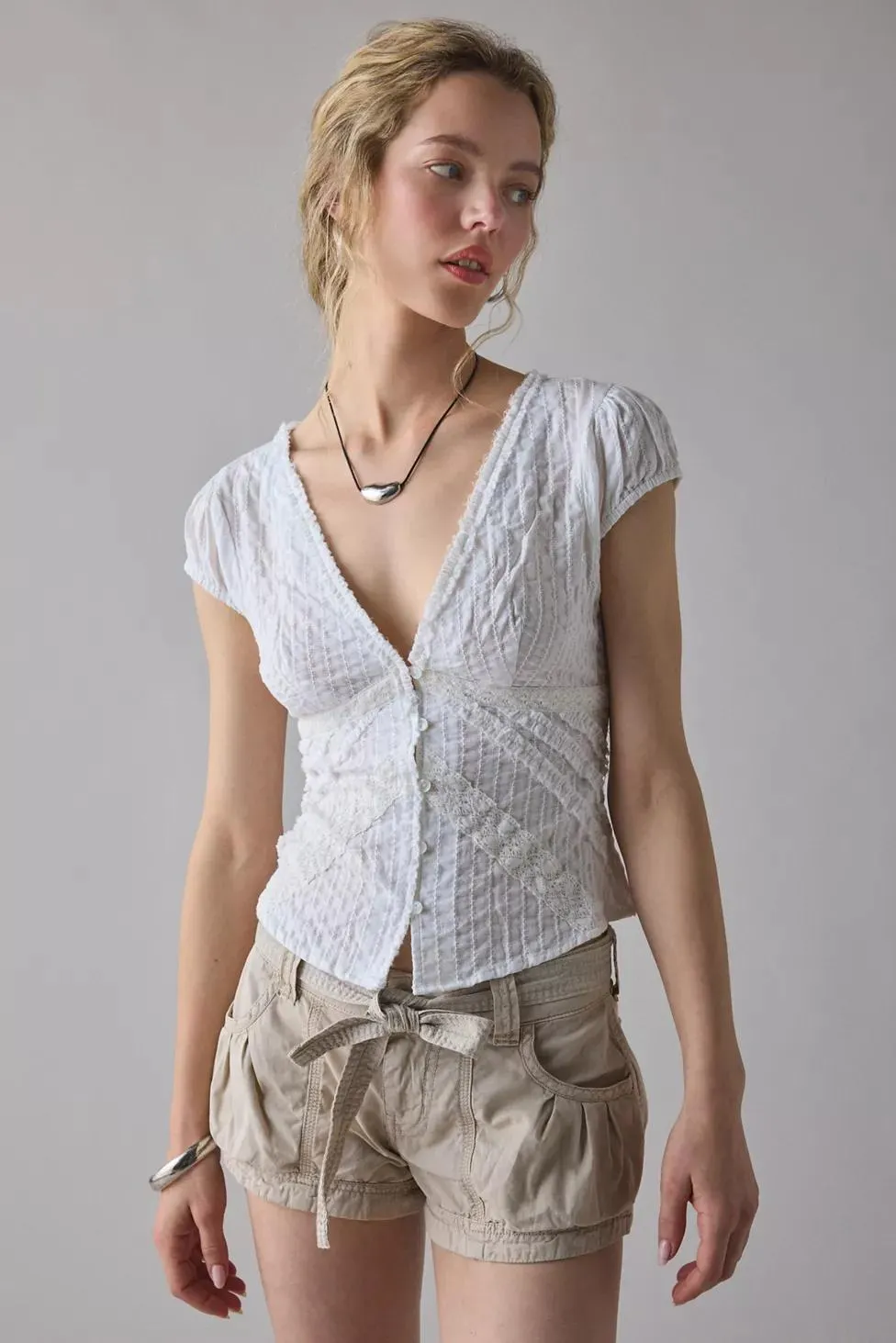 Kimchi Blue Robyn Ruffle + Lace Trim Puff Sleeve Button-Up Blouse