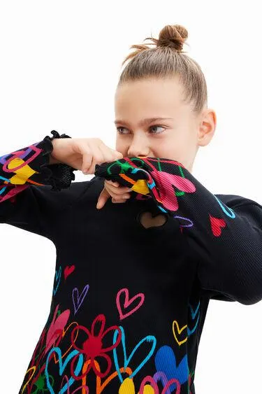 Camiseta cut-out corazones