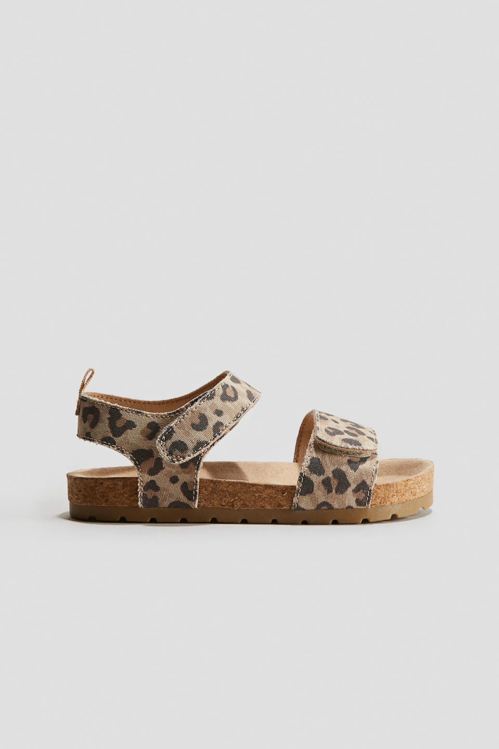 Sandalias con correas