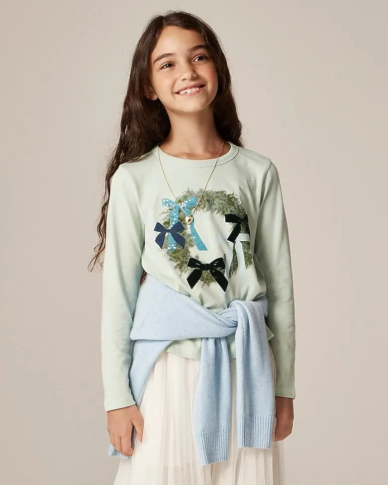 Girls' long-sleeve wreath graphic T-shirt with embellishments