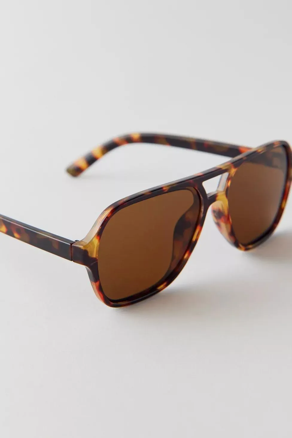 UO Essential Aviator Sunglasses