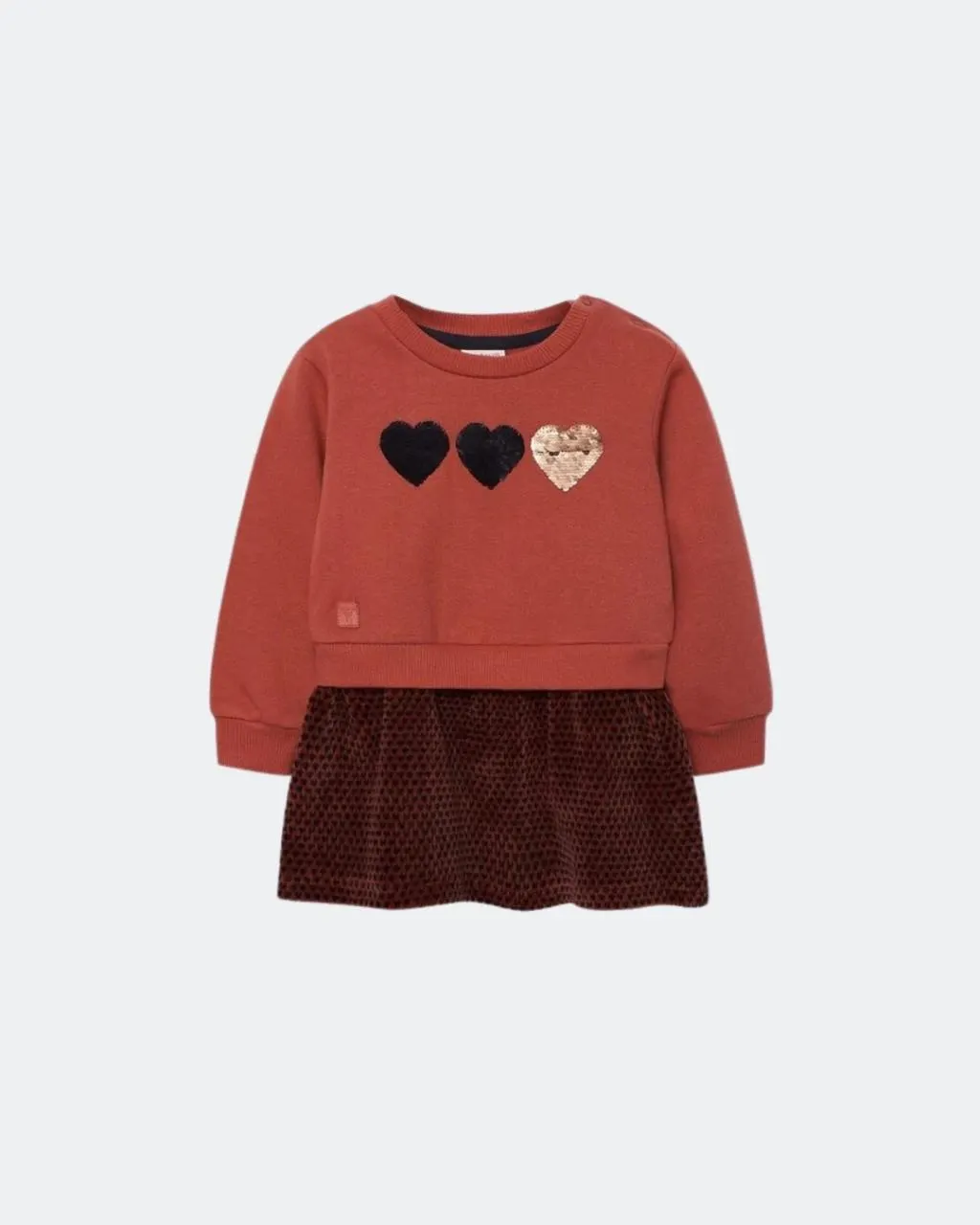 Vestido shedrón con corazones