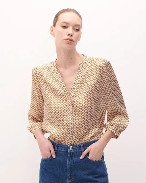 Blusa De Satín Estampada Escote V