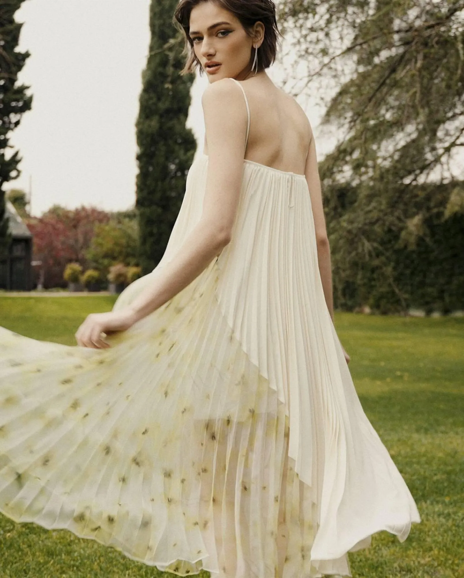 Catálogo de Catálogo BCBGMAXAZRIA 6 de mayo al 24 de mayo 2026 - Pagina 2