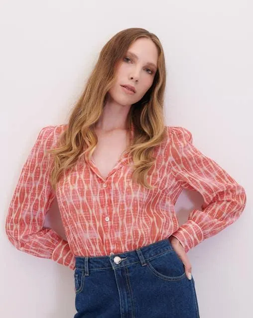 Blusa De Chifón Camisera Rosa Estampado Tie Dye