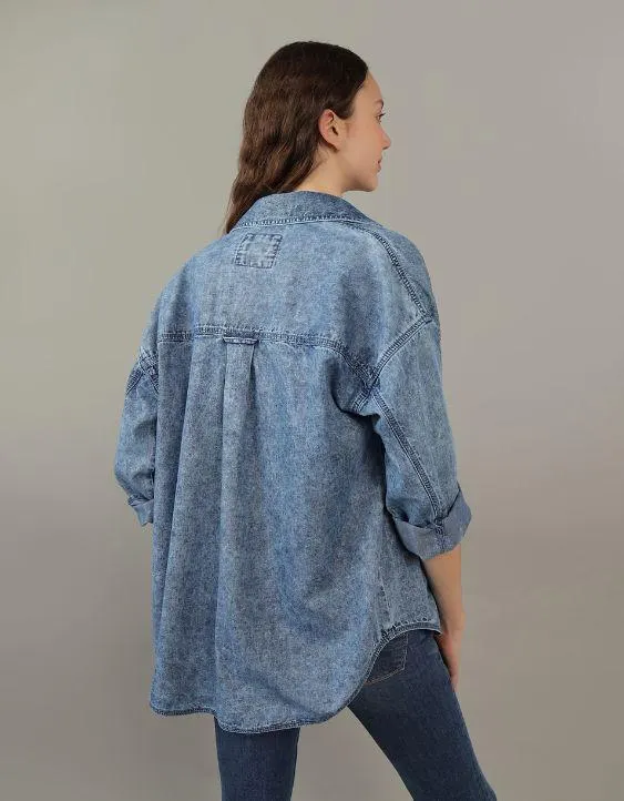 AE Camisa de denim extragrande con botones