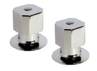 Maneral para regadera con chapetón modelo Sena con acabado en cromo RUGO