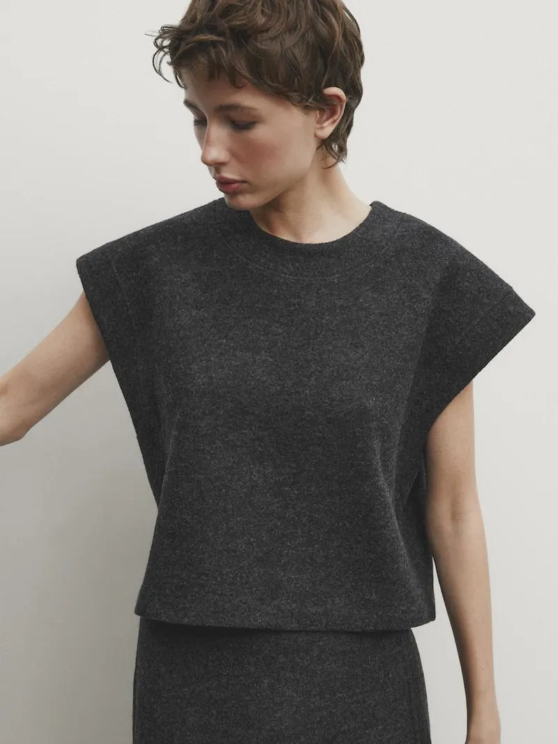 Camiseta con lana enfeltrada manga caída