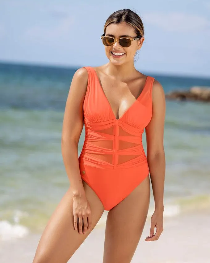 Traje de baño de control suave y copas removibles y abdomen en tul