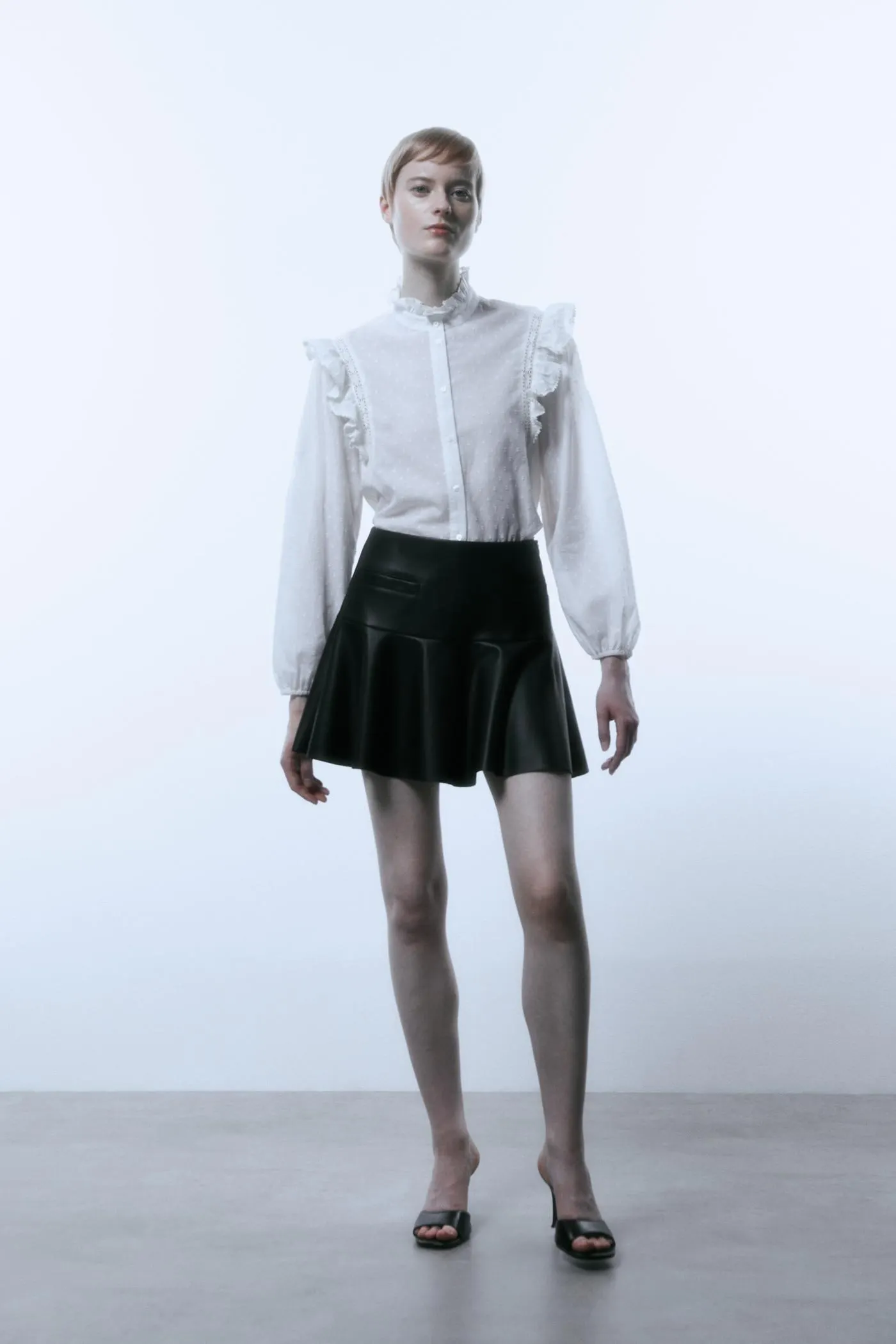 Camisa puntilla volantes