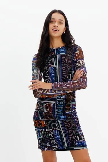 Vestido corto slim tul