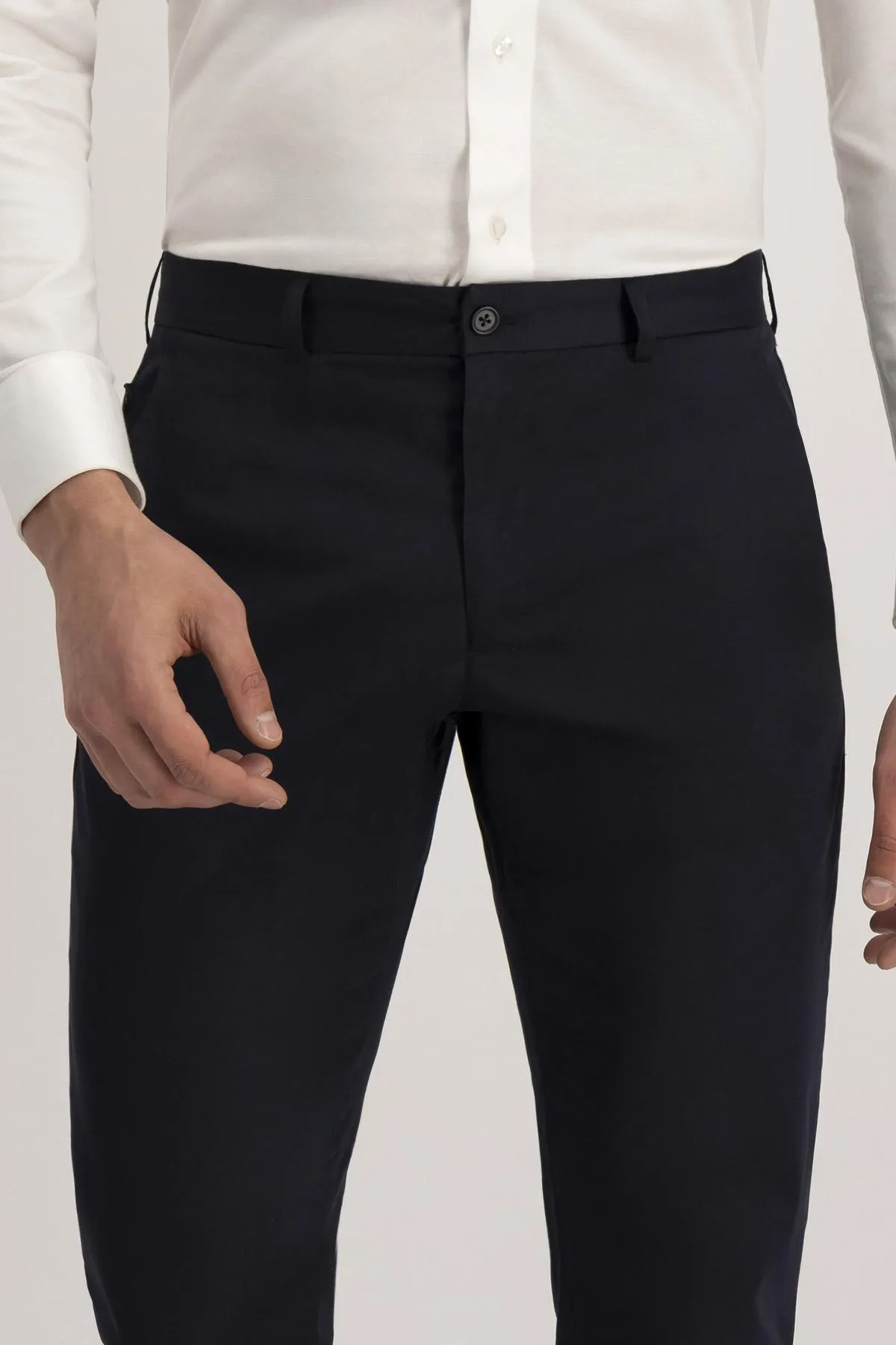 Pantalón Casual Roberts Red Azul Marino Slim Fit